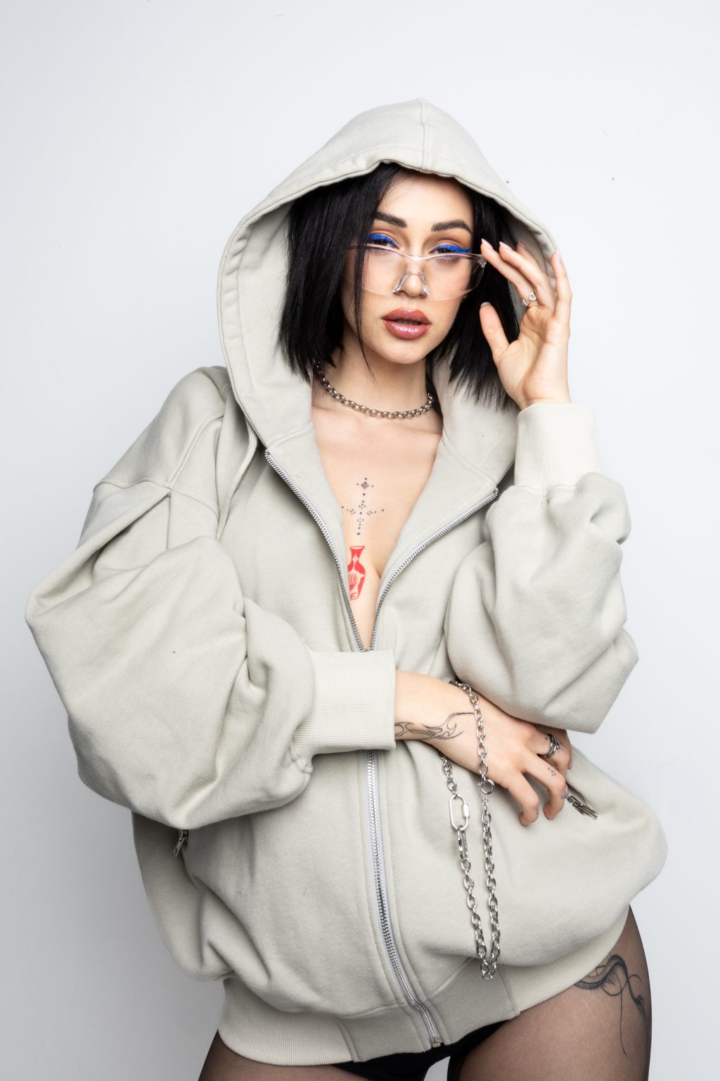 Estora beige hoodie